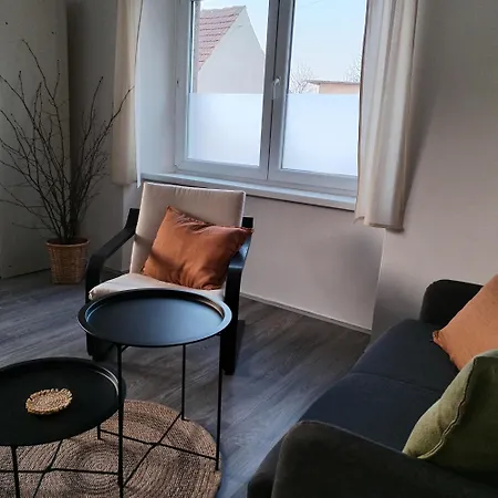 Kdovikde *